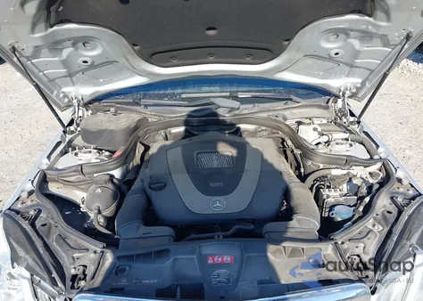 2011 Mercedes-Benz E 350 4Matic z USA, uszkodzony, nr VIN WDDHH8HBXBA497321